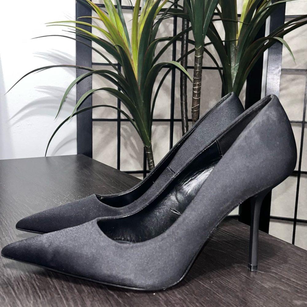 Zara pointed toe high heel pumps